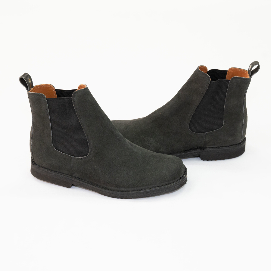 STIVALETTO PIUMA CON ELASTICI IN SCAMOSCIATO ASFALTO